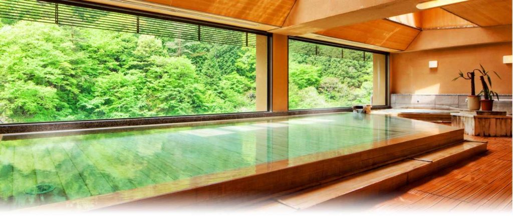 The inn was established in 705 CE during Japan’s Keiun era by Fujiwara Mahito