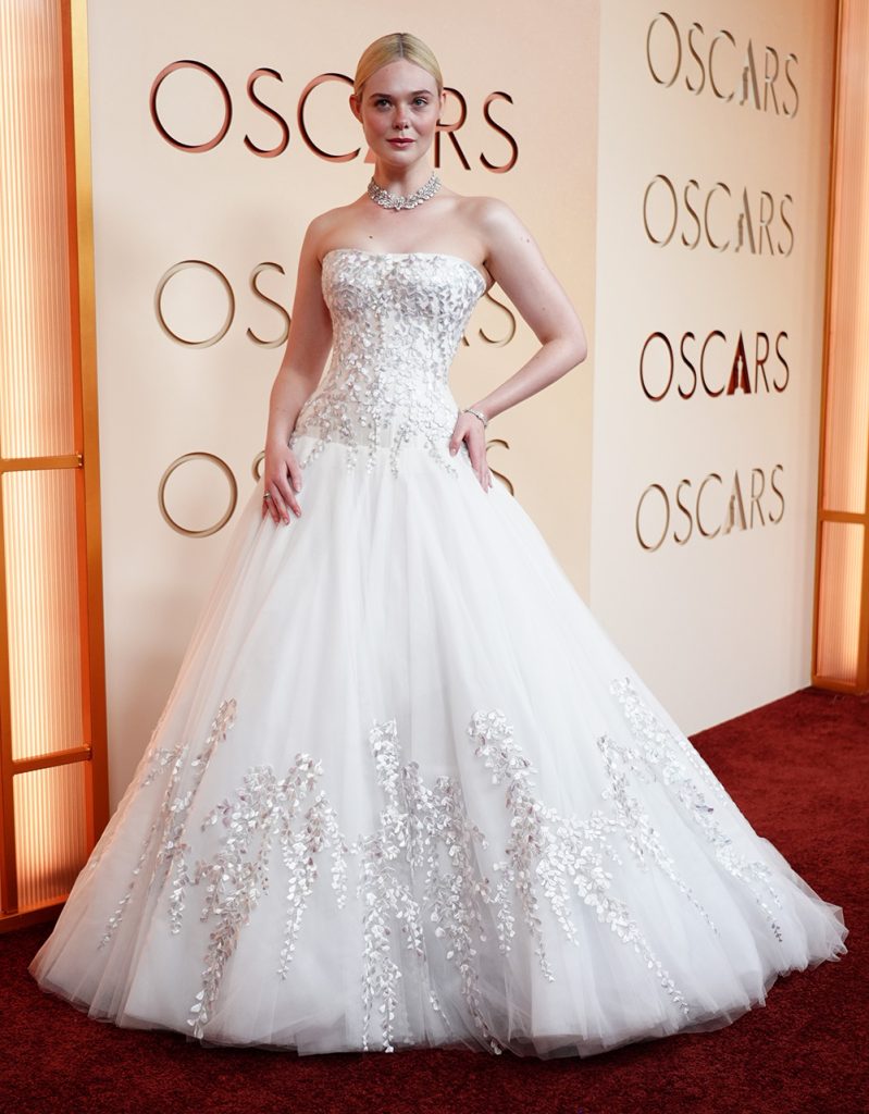 Elle Fanning in Givenchy, best dressed celebrities at the Oscars 2026 red carpet,best dressed stars at Oscars 2026,Elle Fanning in Givenchy, Elle Fanning princess core, Elle Fanning at oscars 2026, Elle Fanning red carpet princess moment at oscars 2026