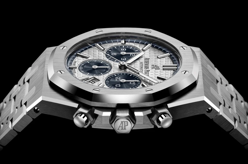 The Audemars Piguet Royal Oak Chronograph preserves the unmistakable design