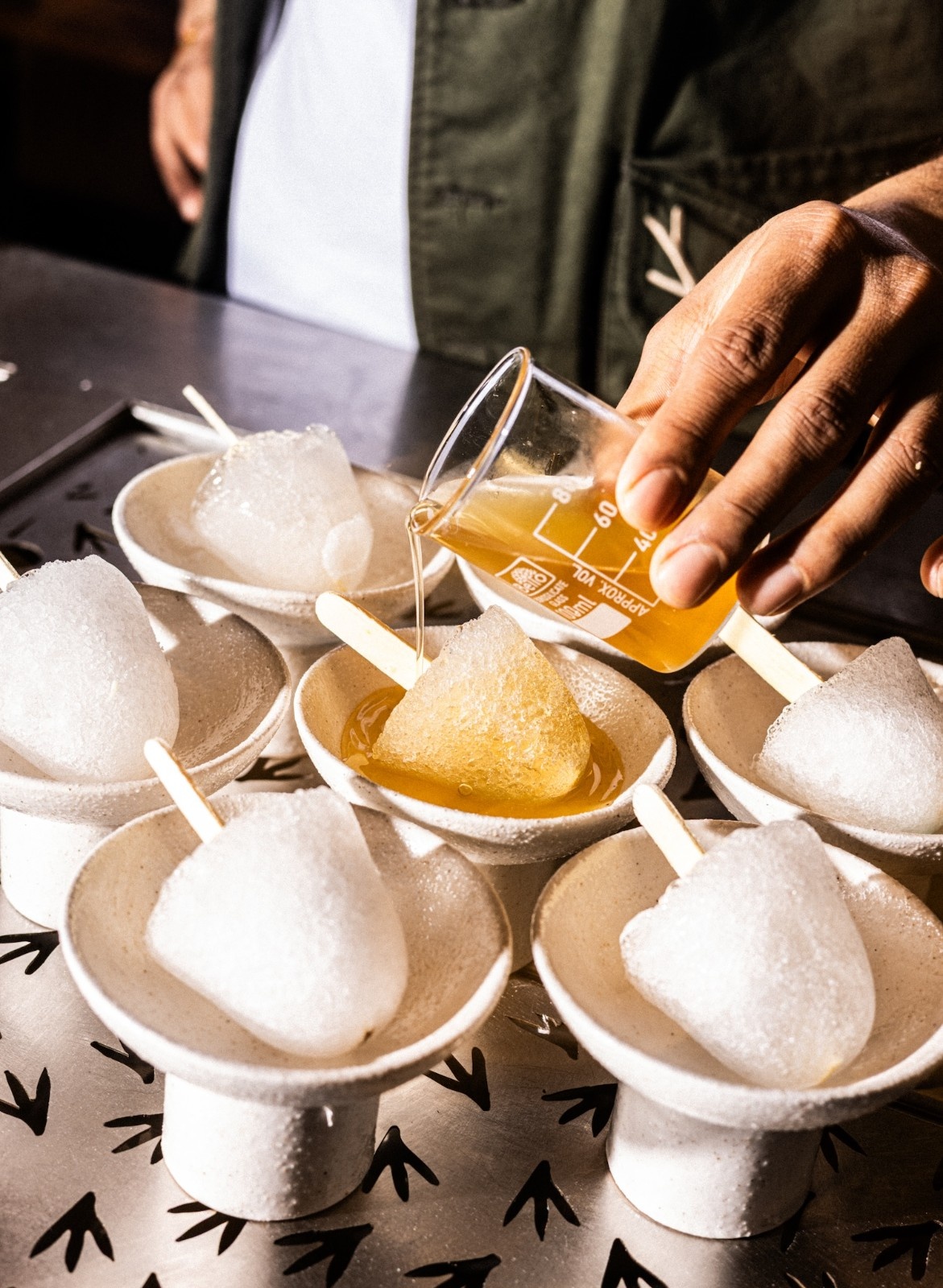 Cavity microbar GK2, Cavity new microbar Delhi, Cavity rooftop microbar GK2, Cavity cocktails GK2, Cavity drinks menu Delhi, Cavity nightlife Delhi, Cavity trendy microbar GK2, Cavity intimate microbar Delhi, Cavity happy hours GK2, Cavity small bar GK2, 