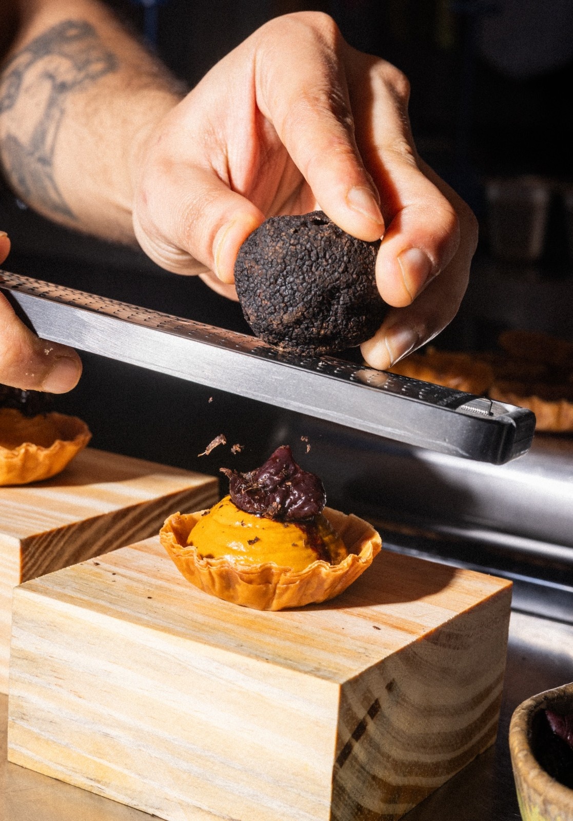 Cavity nightlife Delhi, Cavity trendy microbar GK2, Cavity intimate microbar Delhi, Cavity happy hours GK2, Cavity small bar GK2, Cavity modern microbar Delhi,Jeet Rana Barbet & Pals, Chirag Pal Barbet & Pals, Jeet Rana mixologist Delhi, Chirag Pal mixologist Delhi, 