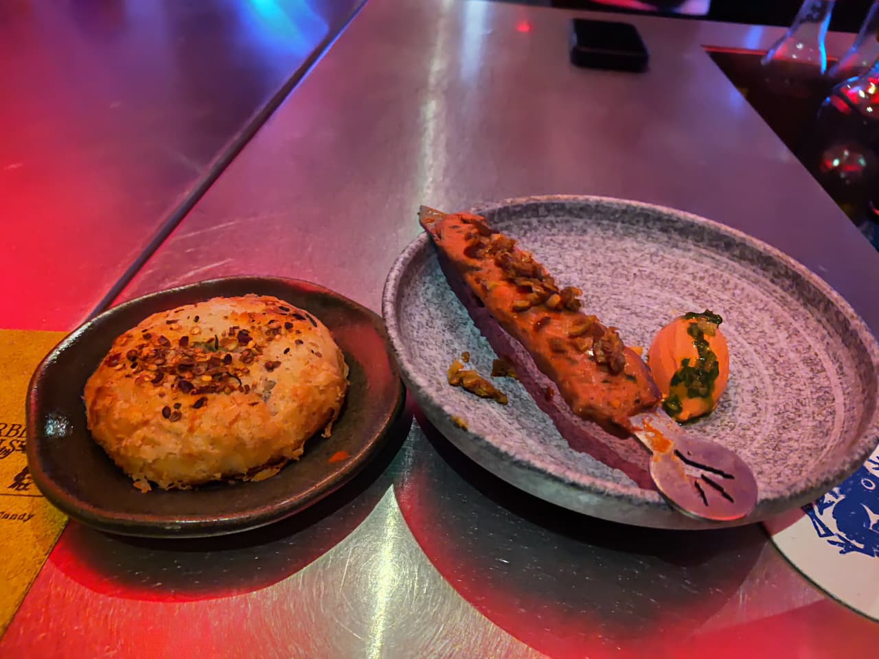 new micro bar in gk 2, cavity new bar in gk 2, barbet & pals cavity bar, jeet rana and chirag pal new micro bar in gk 2