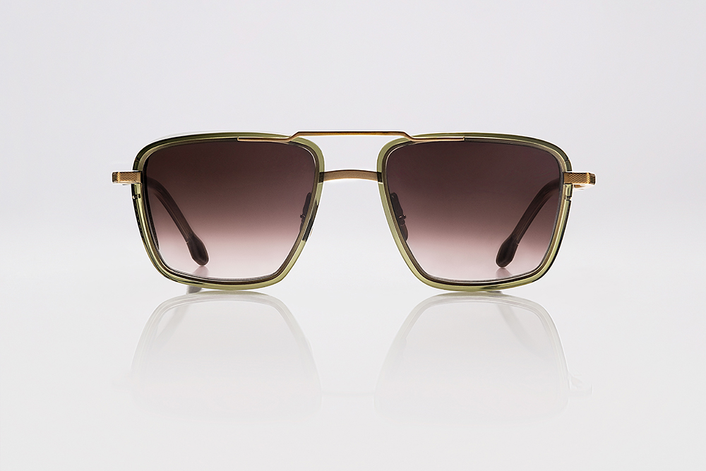 D’Yavol X Shades, trendy Eid gifting for loved ones, Eid gift option for family, Eid gift option for friends, Eid gift option for couples, Eid gifting for parents, Eid gift option for parents, Eid gifting for kids,