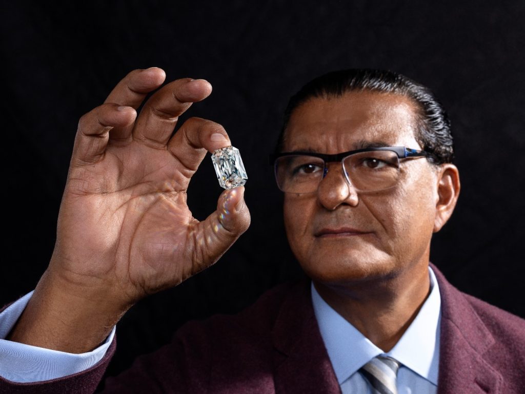 This measured optical performance is not merely aesthetic indulgence, it is a technical necessity