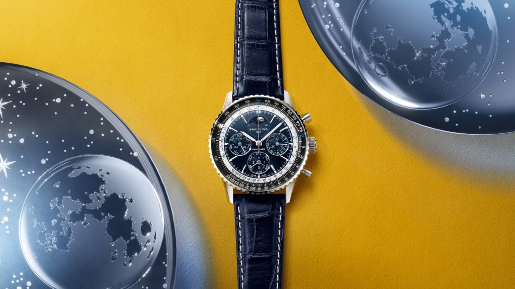 Powering the watch is Breitling Manufacture Caliber B01, a self-winding mechanical, bidirectional