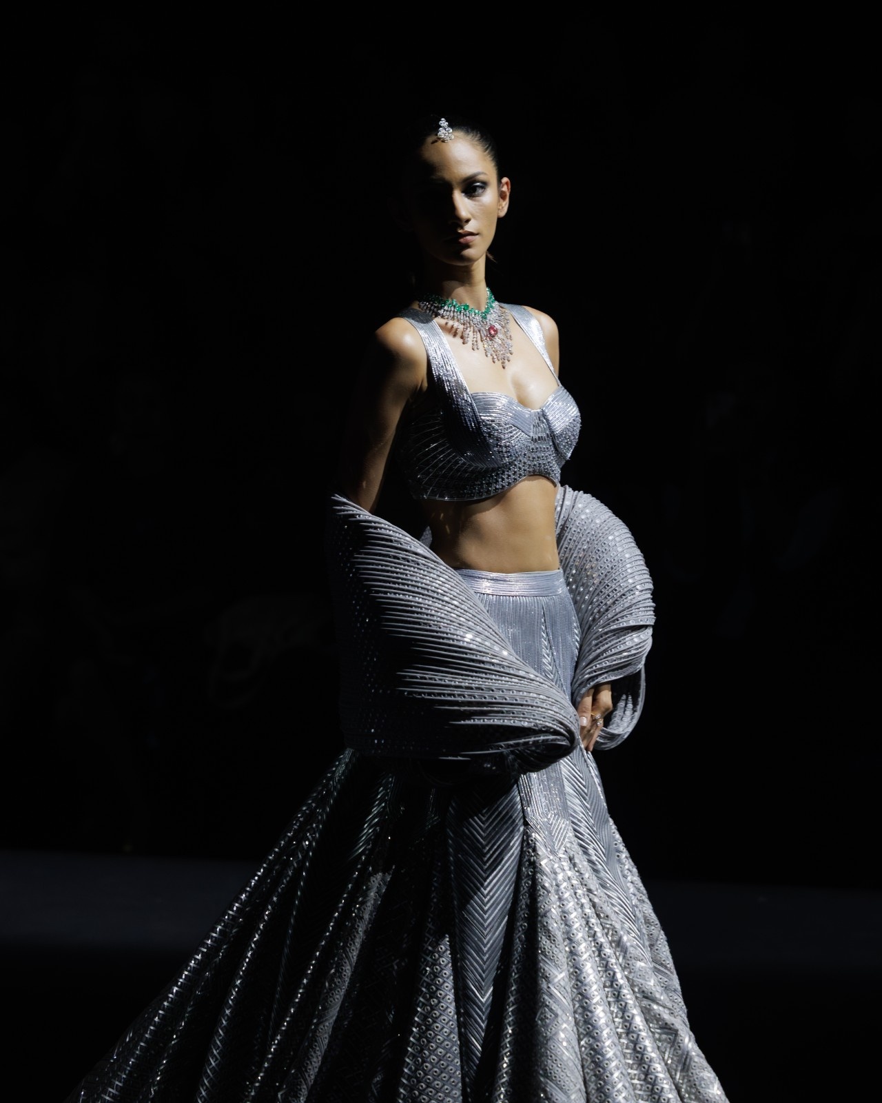 amit aggarwal lakme fashion week runway, lakme fashion week amit aggarwal orizon, amit aggarwal lakme fashion week collaboration, 