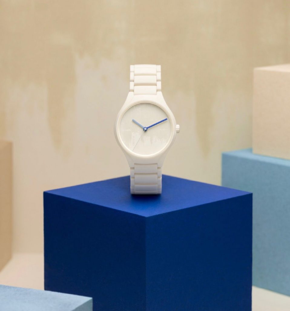 Le Corbusier's destiny fixed by his parents was to become a watchmaker because he took an engraving class in La Chaux-de-Fonds