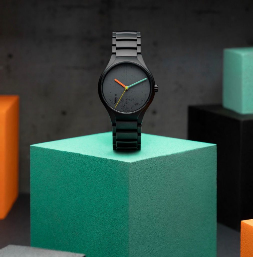 They are perfectly translated because the colours designed by Le Corbusier are checked and are approved before the new collection of RADO
