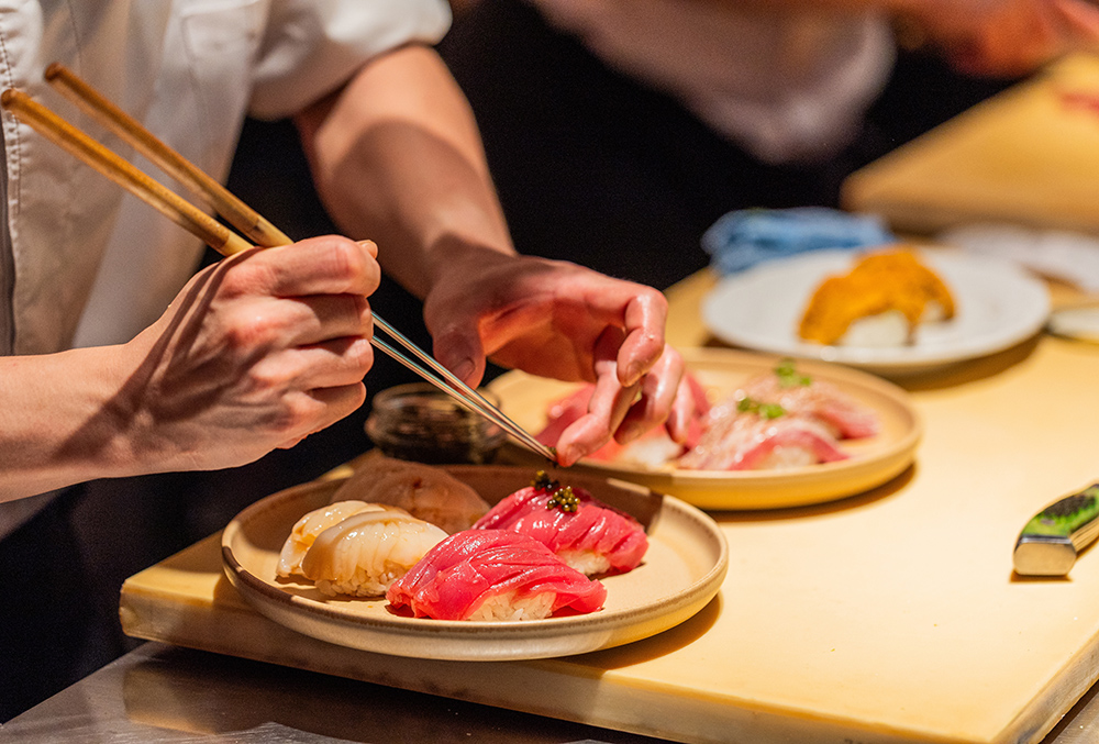 sushi chef, japanese sushi chef, best sushi places in india, do we get authentic sushi in delhi, best japanese food tables in delhi ncr