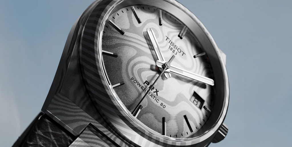 The defining feature of Damascus steel is its surface pattern. It displays flowing, organic lines