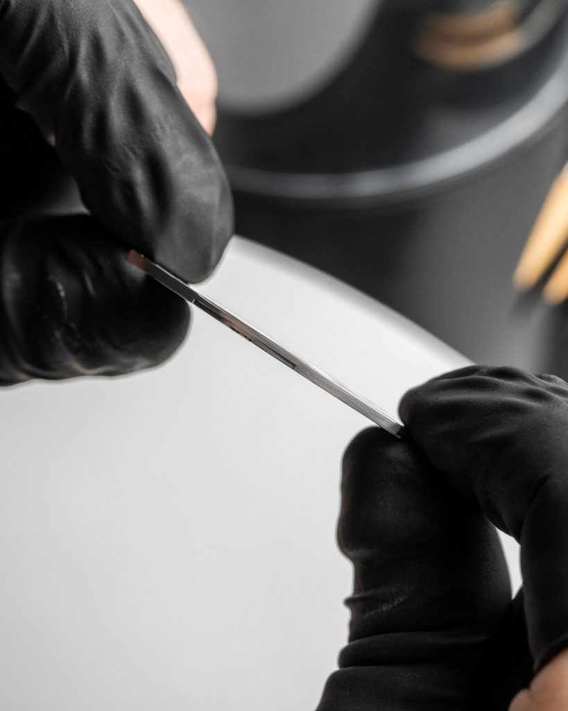 The execution, however, is anything but illusory. Earlier constructions relied on a lateral drive