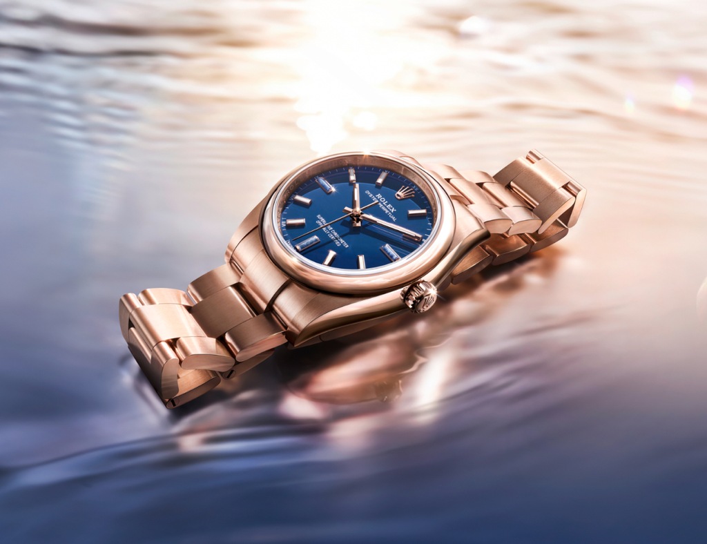 Both models are fitted with the classic Oyster bracelet, its three-piece link construction delivering the familiar balance of robustness