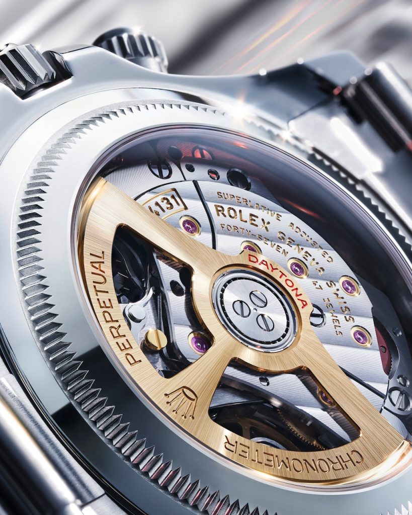 With a power reserve of approximately 72 hours delivered via a Perpetual rotor, it combines endurance with precision