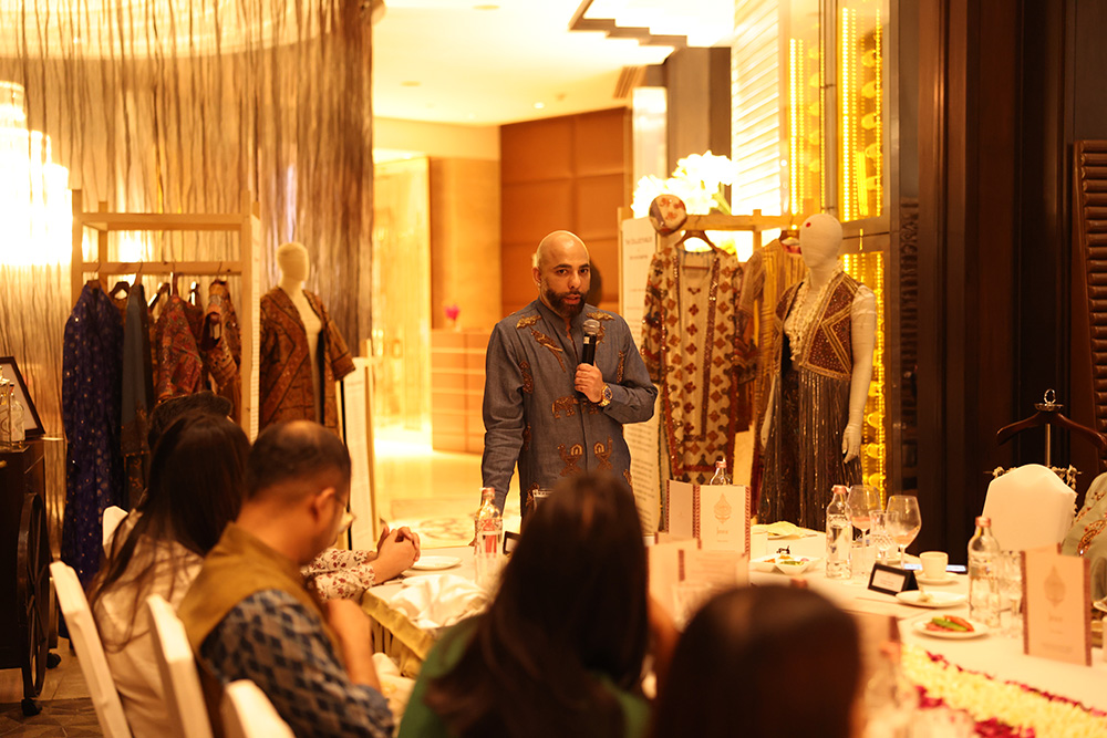 difference between luxury clothing price and worker wages India,how much do fashion karigars earn in India, craft and commerce in fashion, artisan pay disparity,