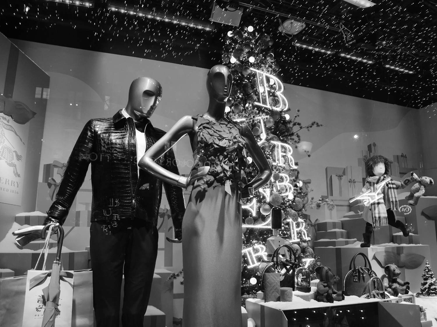 ethical fashion artisan livelihoods, sustainable fashion fair wages, garment industry wage gap, craft preservation economic challenges, rural weavers income struggles, artisan exploitation in fashion industry,