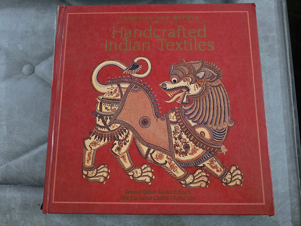 Handcrafted Indian Textiles By Rta Kapur Chishti and Rahul Jain, Handcrafted Indian Textiles: Tradition and Beyond,Indian fashion history books,textile culture India,handloom India books,