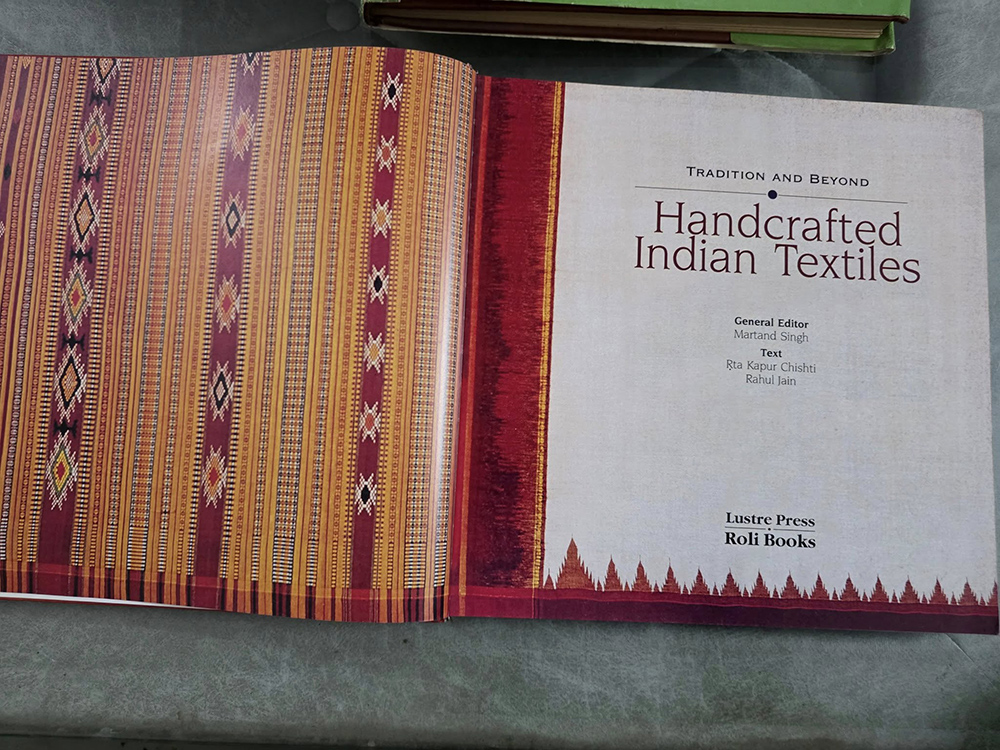 India’s Textile Legacy, Handcrafted Indian Textiles By Rta Kapur Chishti and Rahul Jain, Indian embroidery history,history of handloom in India,