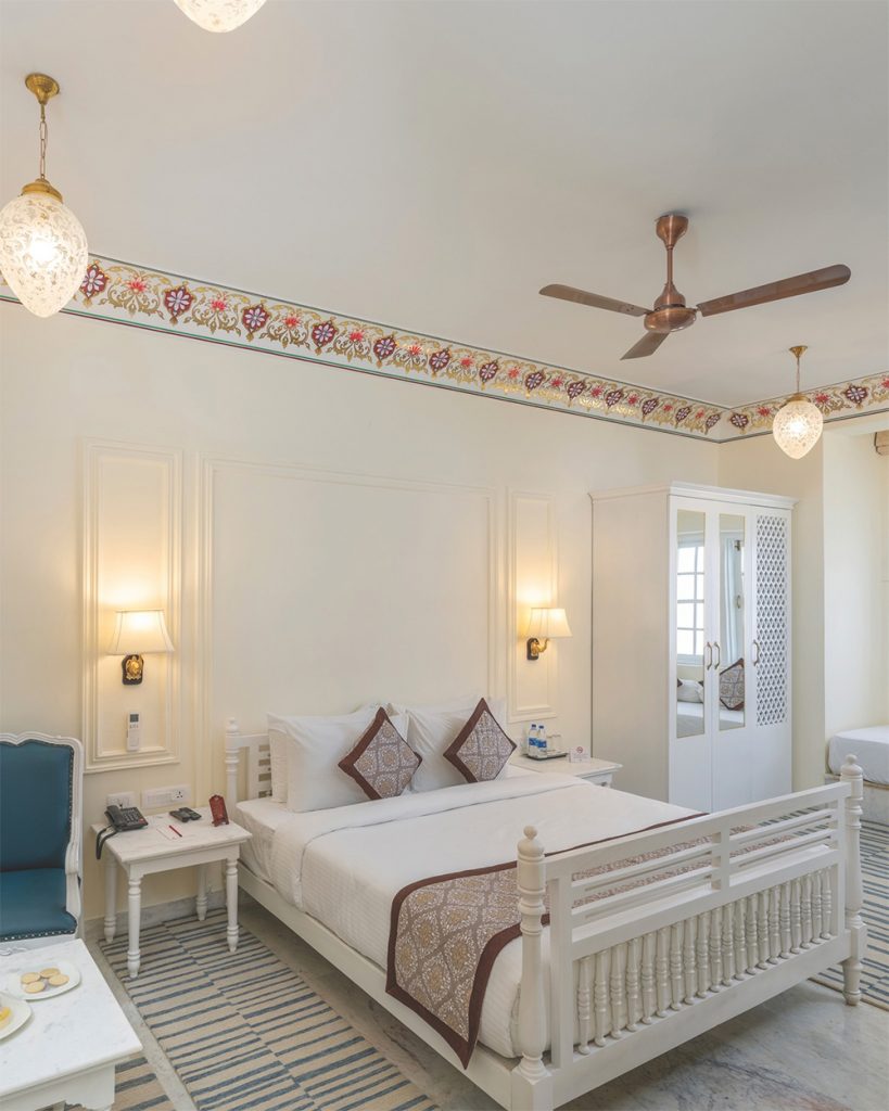 Stay At Bhool Bhulaiya hotel