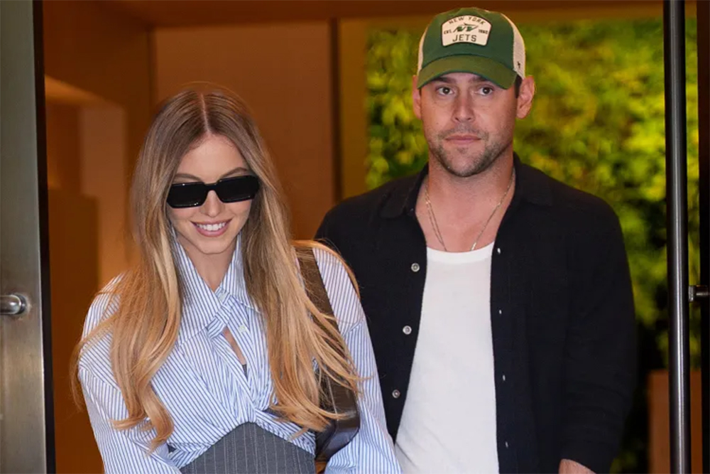 Scooter Braun & sydney sweeney, sydney sweeney boyfriends, sydney sweeney breakup, sydney sweeney kissing scooter braun, scooter braun controveries 