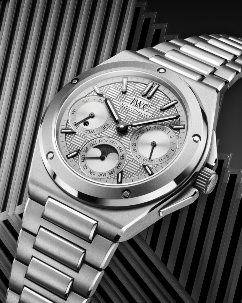 The timepiece features a grade 5 titanium case measuring 41mm, the round bezel