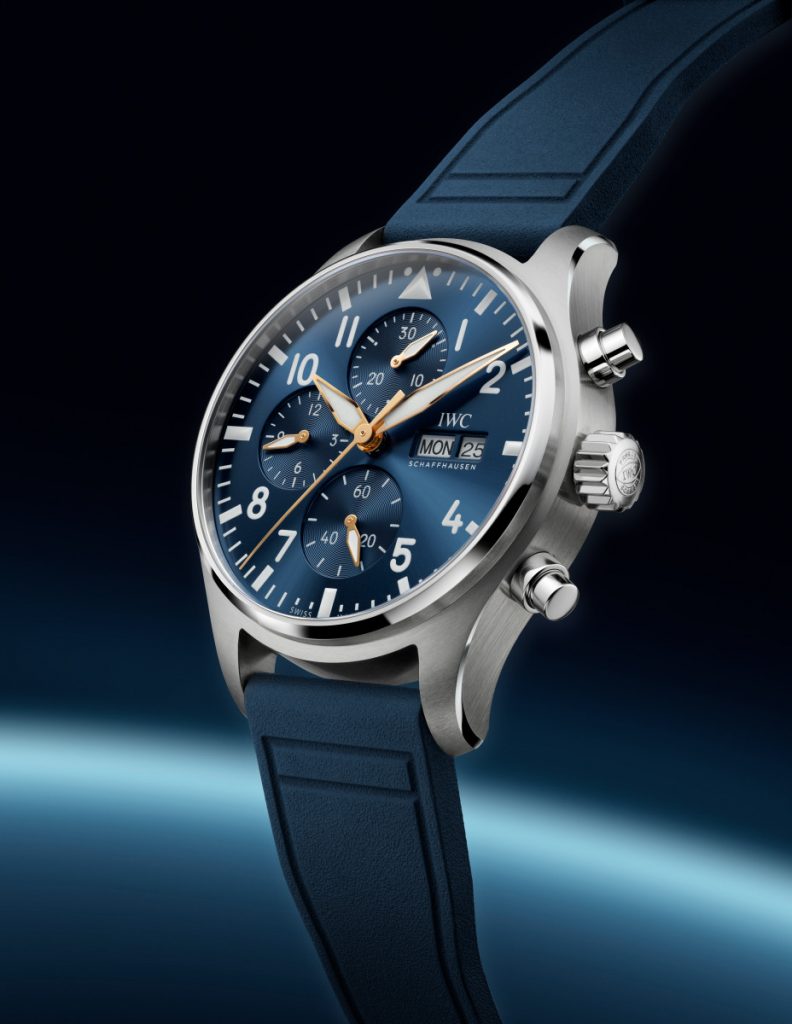 The Pilot’s Watch Chronograph Le Petit Prince (Ref. IW378011) has a 41mm from stainless steel case