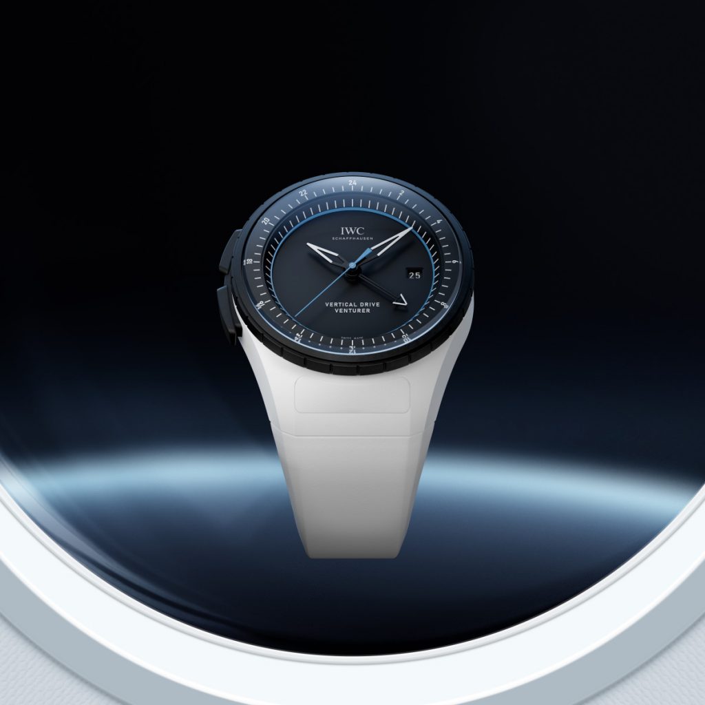 This 44.3mm ceramic watch features an innovative, patent-pending rotating bezel system