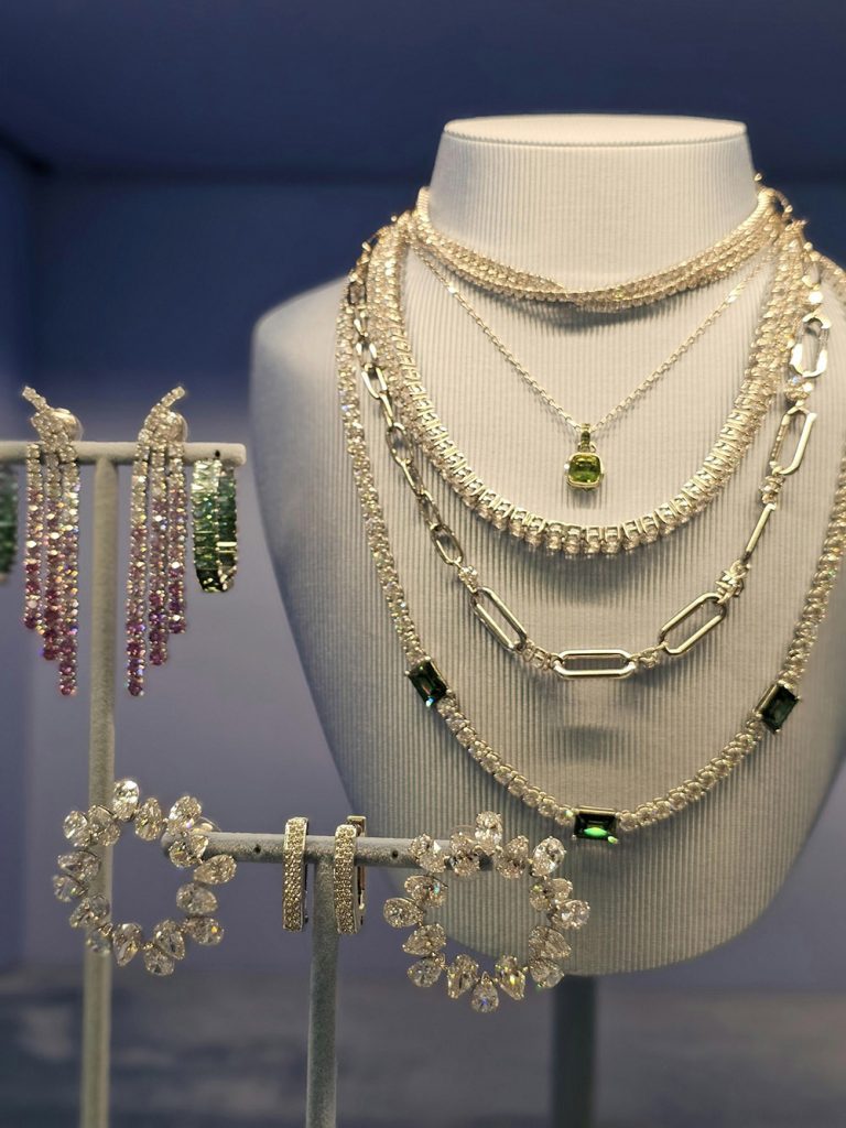 2026 jewellery trends, runway jewellery trends, new fashion jewellery trend, 