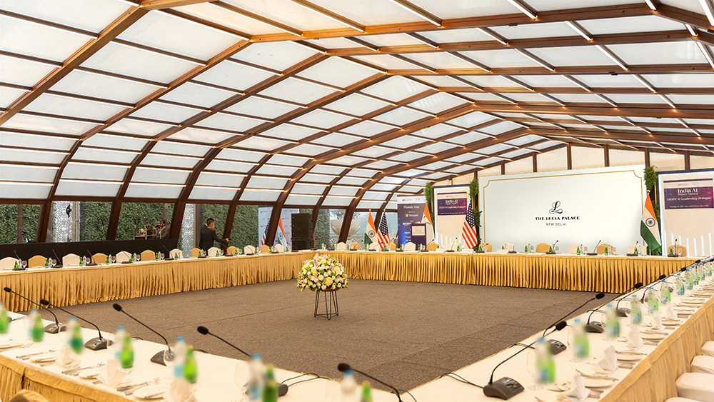 The Leela Palace New Delhi international cuisine dining, The Leela Palace New Delhi rooftop restaurant, The Leela Palace New Delhi Le Cirque restaurant, The Leela Palace New Delhi Megu restaurant, 