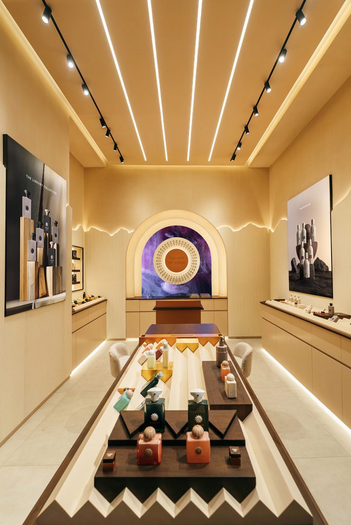 Amouage, Mall of Asia, Bengaluru