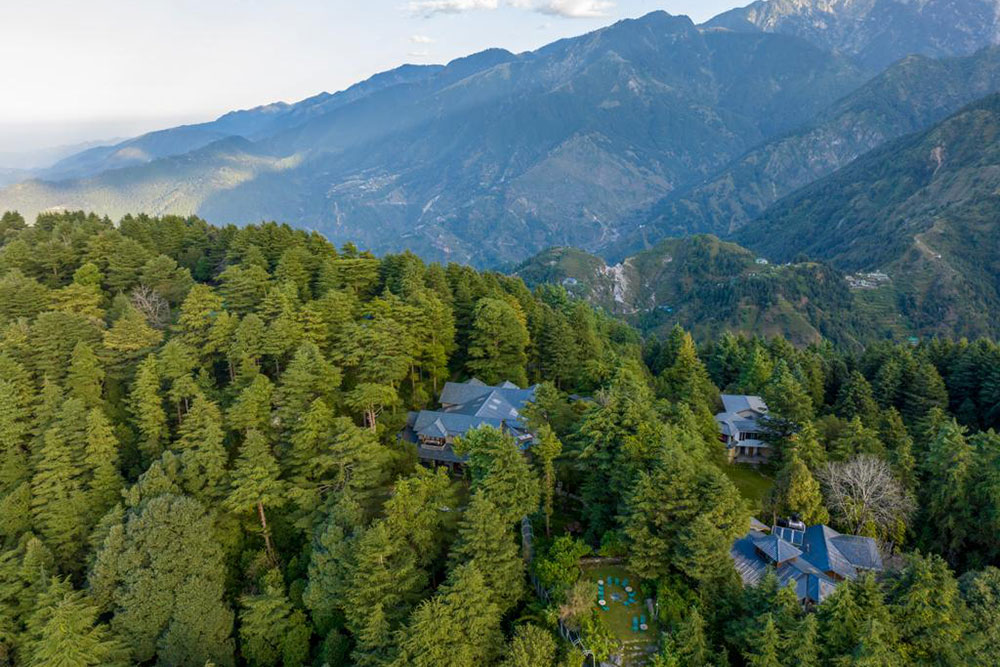 eagles nest best hotel in himachal pradesh, eagles nest mcleodganj best hotel stay, 