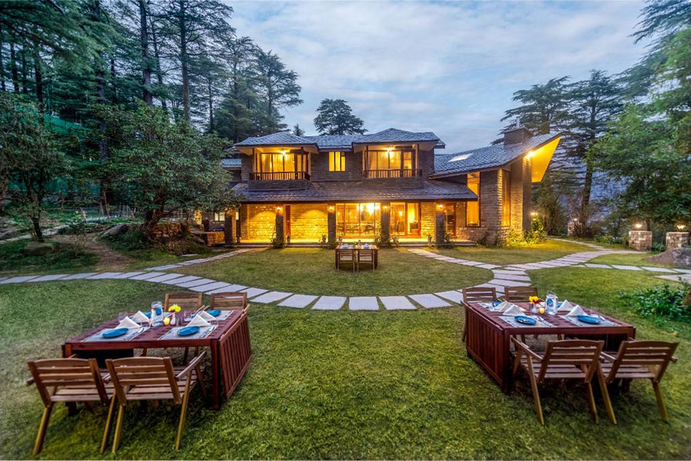 eagles nest best hotel in himachal pradesh, eagles nest mcleodganj best hotel stay,
