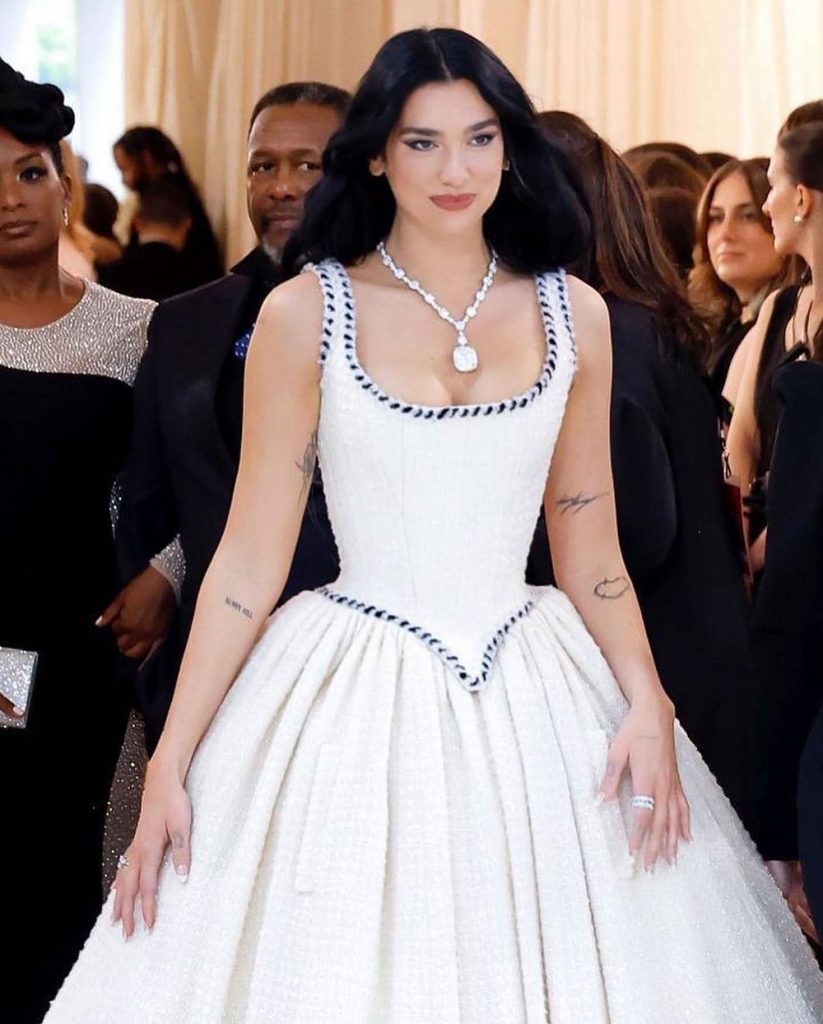 Dua Lipa – Tiffany & Co. Lucida Star Necklace (2023)