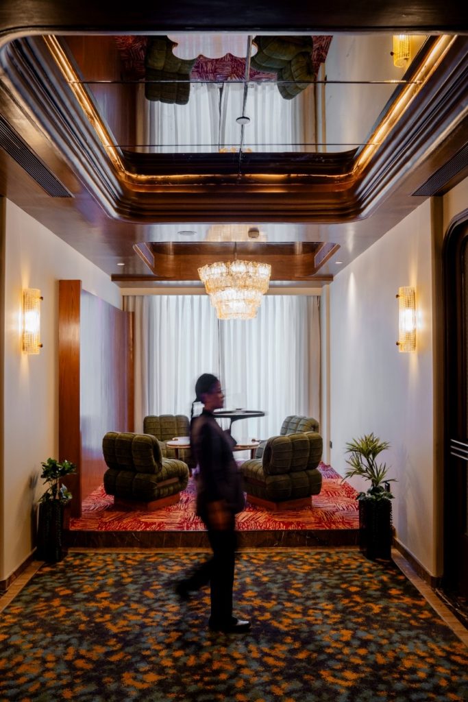 A room where you can think. A dinner worth missing your flight for. And that, rather cleverly, is exactly where ROSWYN enters the conversation