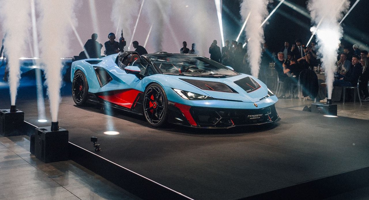 New Lamborghini Fenomeno Roadster Debuts With 1,080 CV Hybrid V12 Power