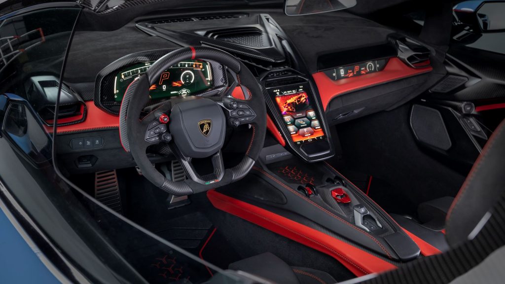 Inside, the Fenomeno Roadster follows Lamborghini’s “Feel Like a Pilot” philosophy