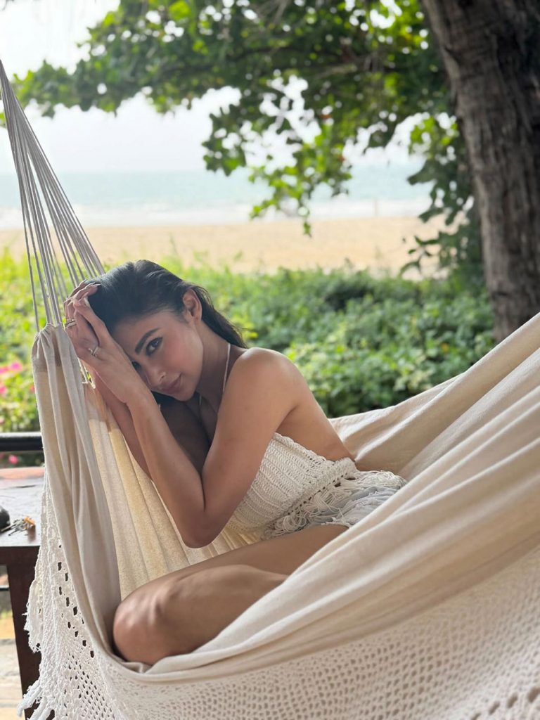 Mouni Roy latest news