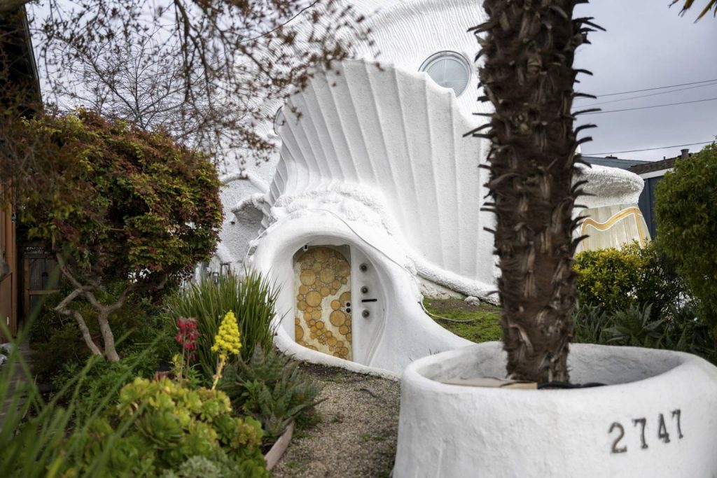The ‘Fish House,’ designed by Eugene Tssui, in Berkeley 