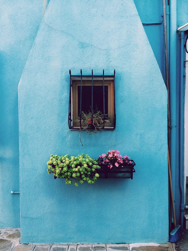 cooling paint colours for home
