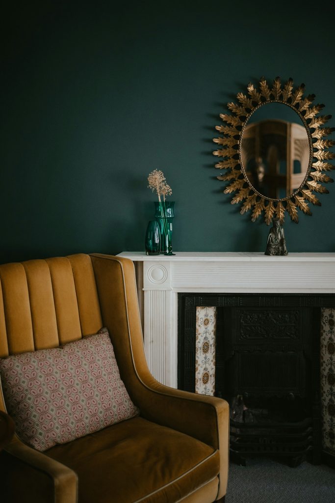 Emerald Green: Live Like Royalty
