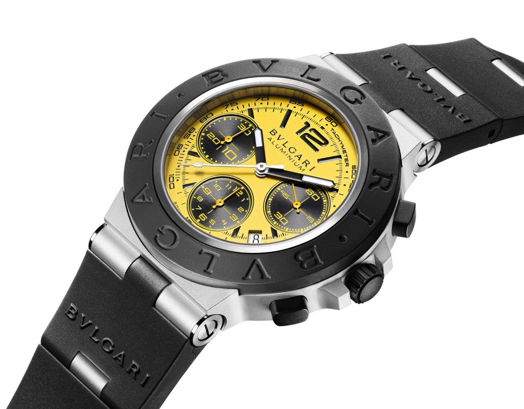 Housed in a lightweight 41mm titanium case, the chronograph combines