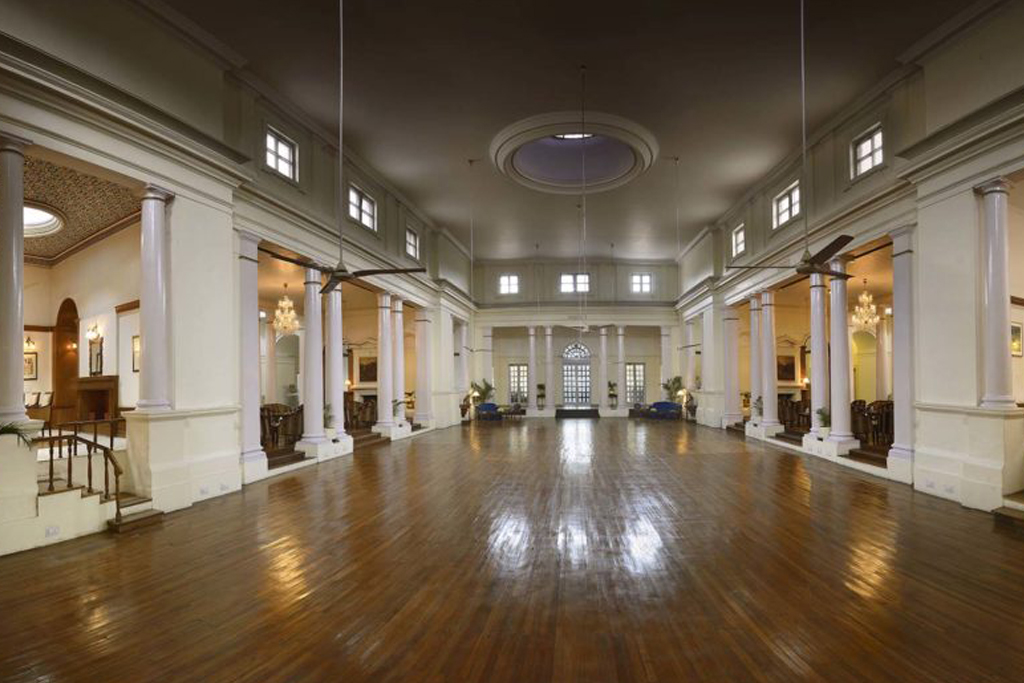 he modern Gymkhana experience extends far beyond sporting facilities. Its lobby and ballroom