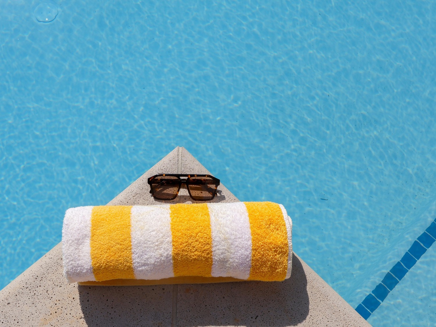 world sunscreen day, sunscreen, sun protection