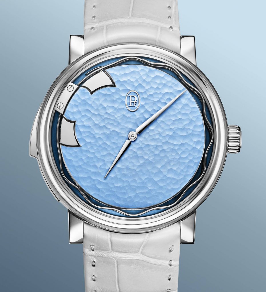 The Carillon Tourbillon is housed in a 41.6 mm case crafted from 18ct white gold
