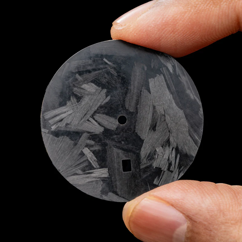 The highlight, naturally, is the ReforgeCarbon™ dial itself