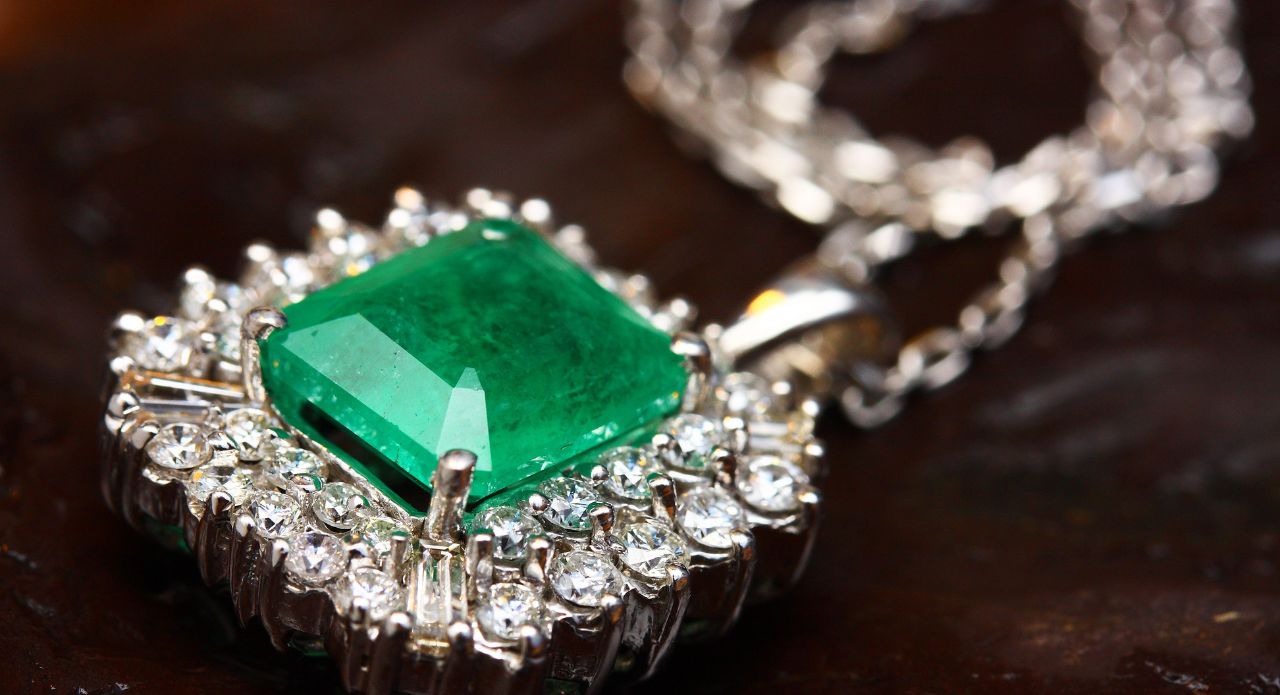 Heirloom Greens: Why Nizam-Era Emerald Cuts Are Returning to Luxury Fashion