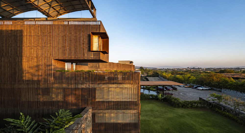 J-House, Mumbai — Malik Architecture