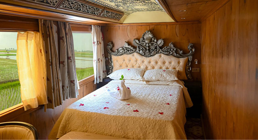 Palace on Wheels