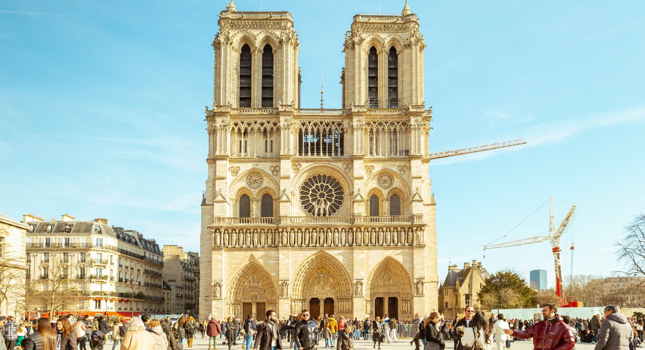 Inside the World’s Most Remarkable Cathedrals Built Over Generations