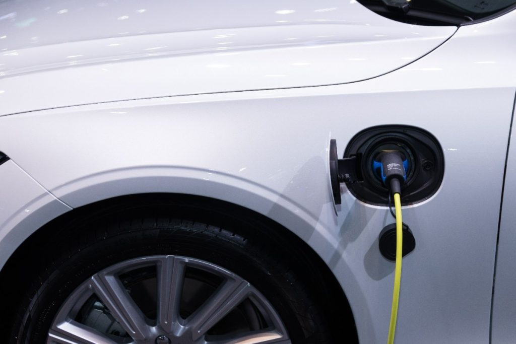A petrol engine builds power gradually. An electric motor, however, behaves