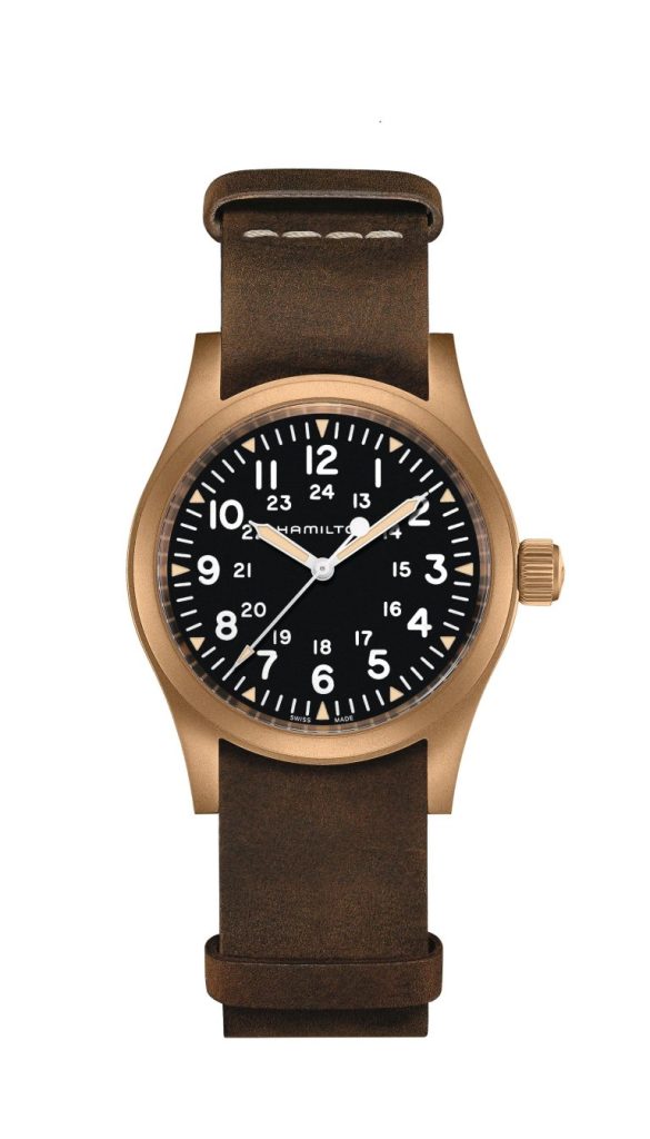 Adventure leaves its mark, and so does bronze. Every bronze watch develops a completely unique patina over time, reflecting its owner's journeys and experiences. For Sagittarius, who is always chasing the next destination, no other metal tells a story quite so beautifully.